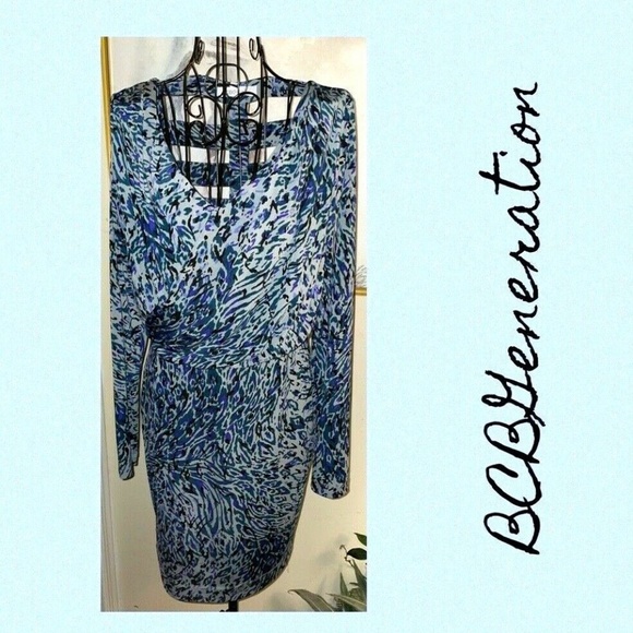 BCBGeneration BLUE ABSTRACT PRINT CAGED BACK DRESS, BLOUSON TOP~MEDIUM - Picture 3 of 5